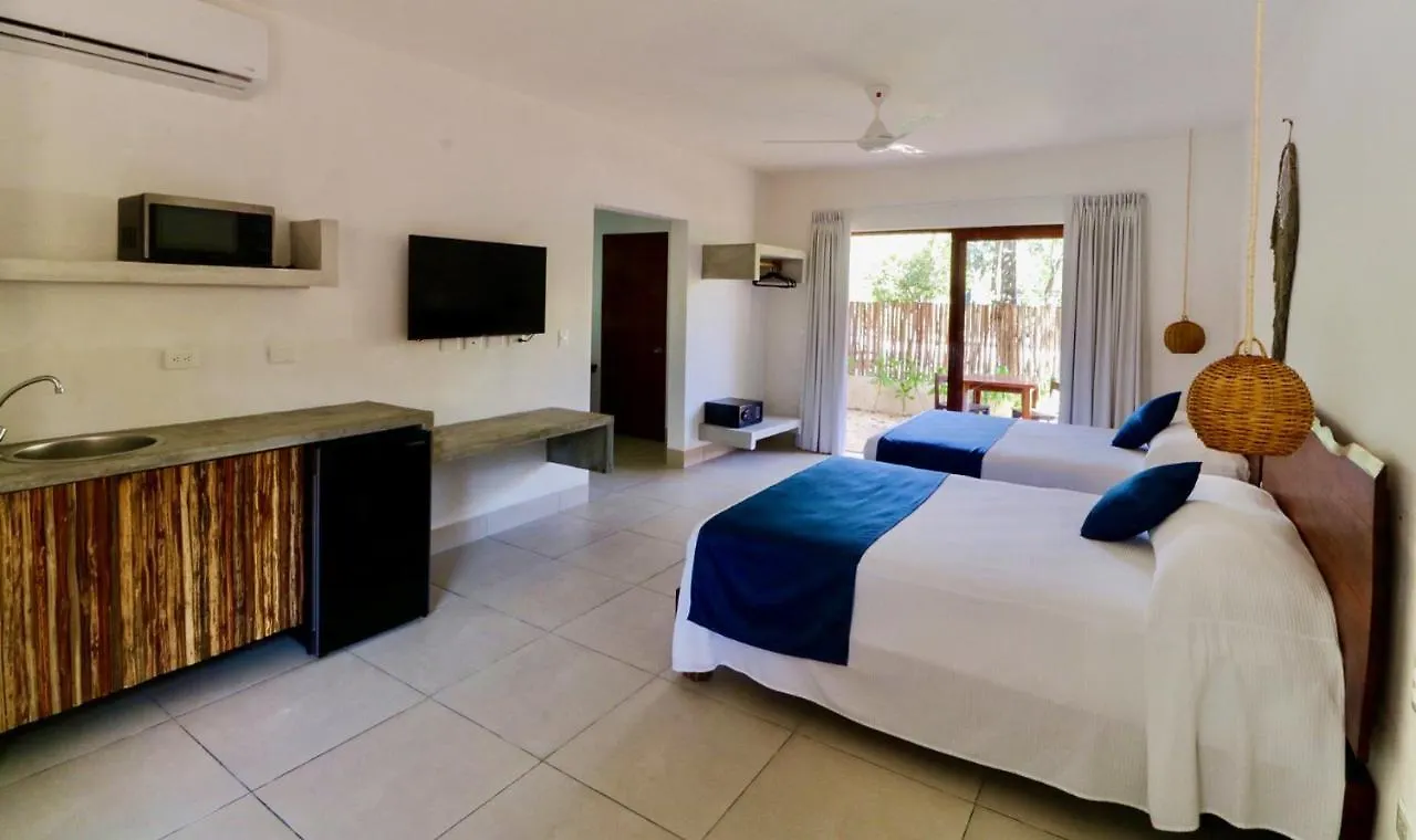 Hotel Niik Tulum 4*,